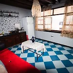 Bird Guesthouse